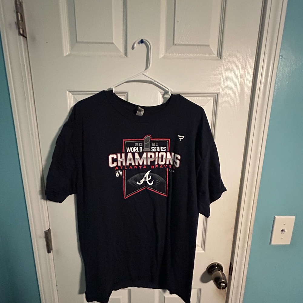 Fanatics Men's Black Atlanta Braves Champions T-Shirt